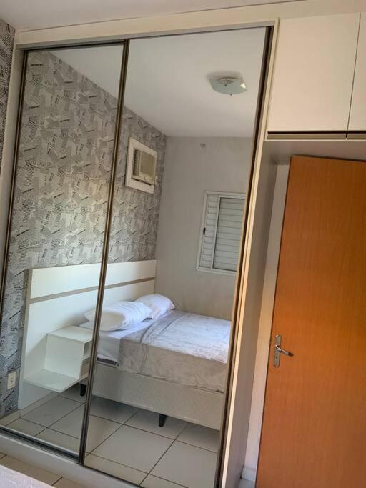 Ap Com Garagem E Piscina, Prox Aeroporto, Shoppings Apartamento *