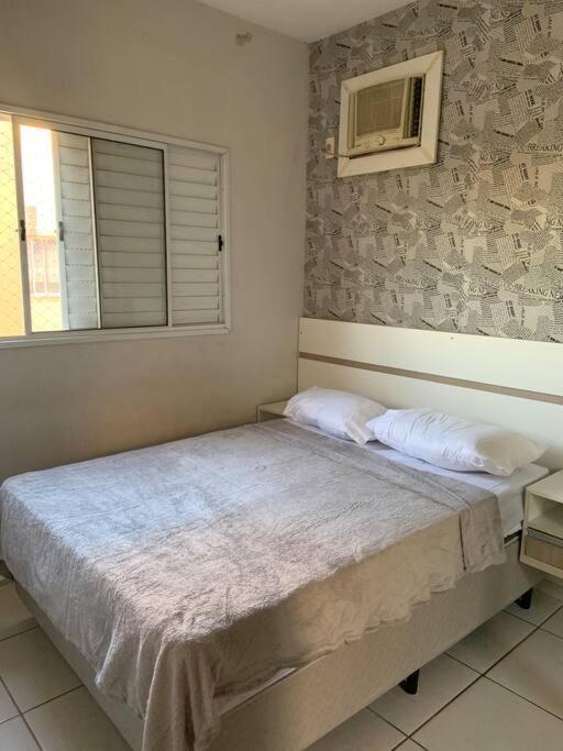 Apartamento Ap Com Garagem E Piscina, Prox Aeroporto, Shoppings